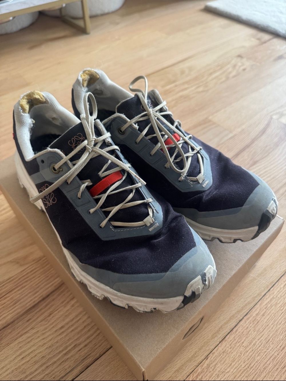 Loewe on running cloud venture Men's Navy and Gray Lace-Up Sneakers